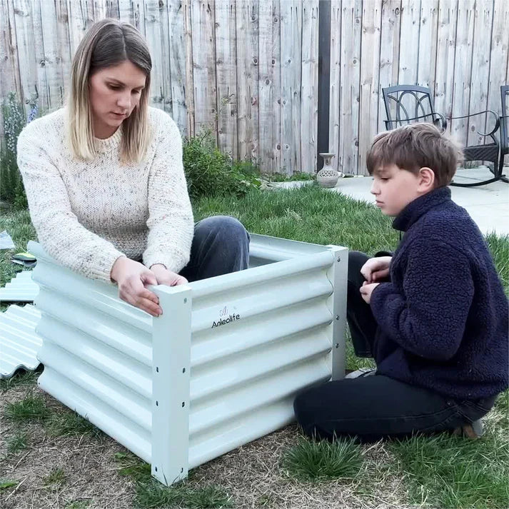 4-Pack Side Panels & Corner Brackets for 18" Tall DIY Garden Beds